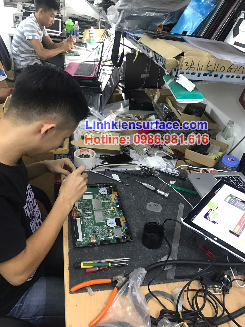 Thay Pin Microsoft Surface Book Uy Tín